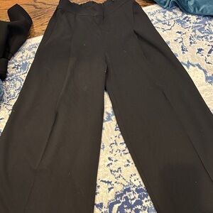 Madewell size 2 wide leg pants with a pleat
